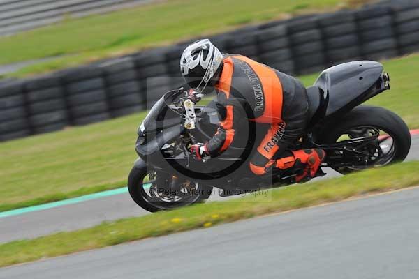 Motorcycle action photographs;Trackday digital images;Ty croes;anglesey;anglesey photographs;event digital images;eventdigitalimages;no limits trackday;peter wileman photography;trac mon;trackday;trackday photos