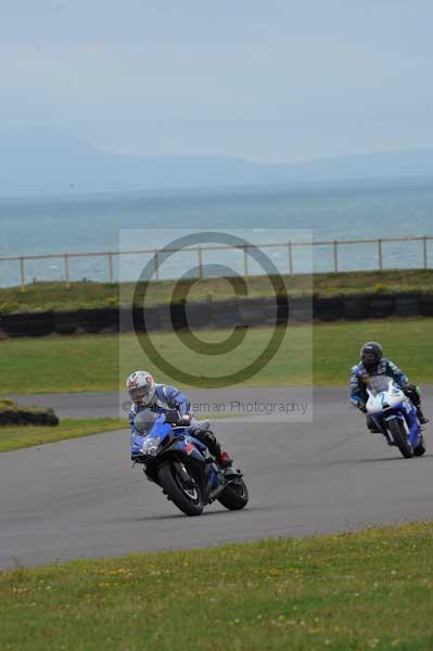 Motorcycle action photographs;Trackday digital images;Ty croes;anglesey;anglesey photographs;event digital images;eventdigitalimages;no limits trackday;peter wileman photography;trac mon;trackday;trackday photos