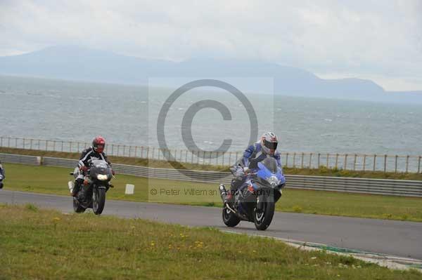 Motorcycle action photographs;Trackday digital images;Ty croes;anglesey;anglesey photographs;event digital images;eventdigitalimages;no limits trackday;peter wileman photography;trac mon;trackday;trackday photos