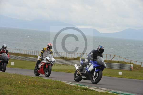 Motorcycle action photographs;Trackday digital images;Ty croes;anglesey;anglesey photographs;event digital images;eventdigitalimages;no limits trackday;peter wileman photography;trac mon;trackday;trackday photos