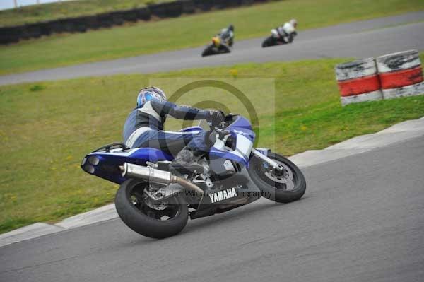 Motorcycle action photographs;Trackday digital images;Ty croes;anglesey;anglesey photographs;event digital images;eventdigitalimages;no limits trackday;peter wileman photography;trac mon;trackday;trackday photos