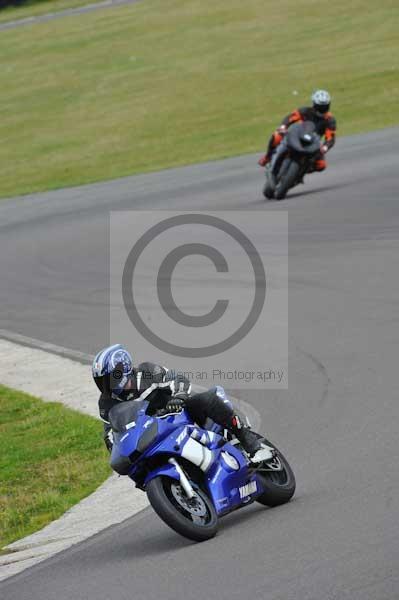 Motorcycle action photographs;Trackday digital images;Ty croes;anglesey;anglesey photographs;event digital images;eventdigitalimages;no limits trackday;peter wileman photography;trac mon;trackday;trackday photos