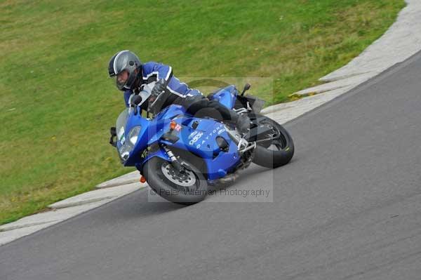 Motorcycle action photographs;Trackday digital images;Ty croes;anglesey;anglesey photographs;event digital images;eventdigitalimages;no limits trackday;peter wileman photography;trac mon;trackday;trackday photos