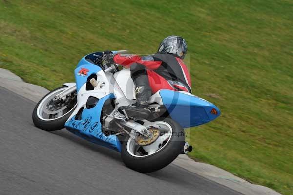 Motorcycle action photographs;Trackday digital images;Ty croes;anglesey;anglesey photographs;event digital images;eventdigitalimages;no limits trackday;peter wileman photography;trac mon;trackday;trackday photos