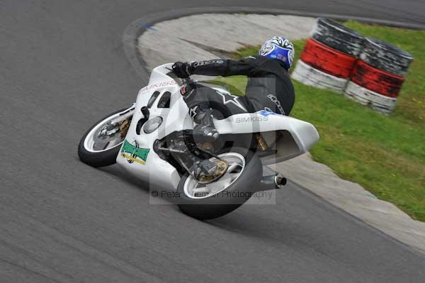 Motorcycle action photographs;Trackday digital images;Ty croes;anglesey;anglesey photographs;event digital images;eventdigitalimages;no limits trackday;peter wileman photography;trac mon;trackday;trackday photos