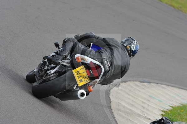 Motorcycle action photographs;Trackday digital images;Ty croes;anglesey;anglesey photographs;event digital images;eventdigitalimages;no limits trackday;peter wileman photography;trac mon;trackday;trackday photos