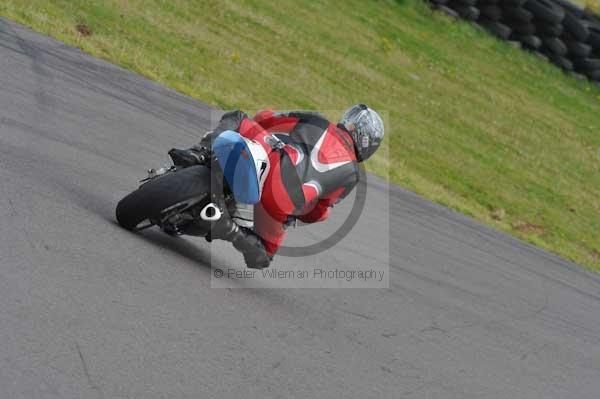Motorcycle action photographs;Trackday digital images;Ty croes;anglesey;anglesey photographs;event digital images;eventdigitalimages;no limits trackday;peter wileman photography;trac mon;trackday;trackday photos