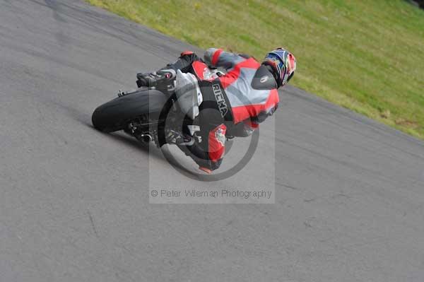 Motorcycle action photographs;Trackday digital images;Ty croes;anglesey;anglesey photographs;event digital images;eventdigitalimages;no limits trackday;peter wileman photography;trac mon;trackday;trackday photos