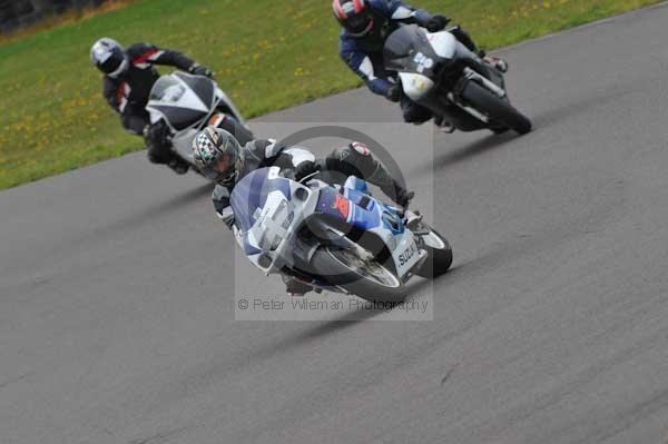 Motorcycle action photographs;Trackday digital images;Ty croes;anglesey;anglesey photographs;event digital images;eventdigitalimages;no limits trackday;peter wileman photography;trac mon;trackday;trackday photos