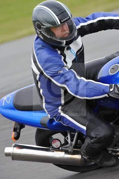 Motorcycle action photographs;Trackday digital images;Ty croes;anglesey;anglesey photographs;event digital images;eventdigitalimages;no limits trackday;peter wileman photography;trac mon;trackday;trackday photos