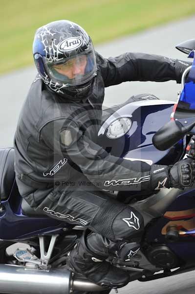 Motorcycle action photographs;Trackday digital images;Ty croes;anglesey;anglesey photographs;event digital images;eventdigitalimages;no limits trackday;peter wileman photography;trac mon;trackday;trackday photos