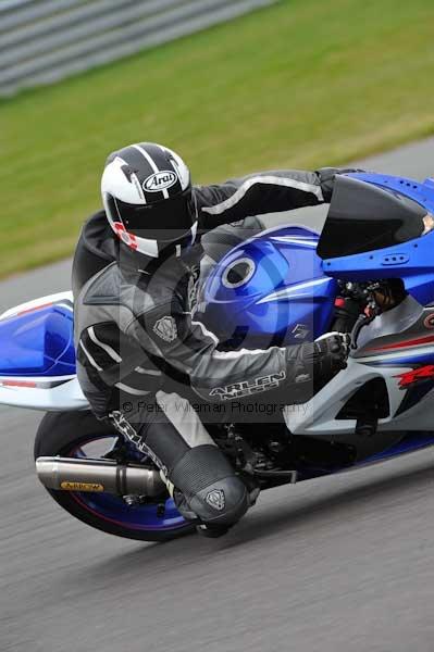 Motorcycle action photographs;Trackday digital images;Ty croes;anglesey;anglesey photographs;event digital images;eventdigitalimages;no limits trackday;peter wileman photography;trac mon;trackday;trackday photos