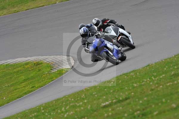 Motorcycle action photographs;Trackday digital images;Ty croes;anglesey;anglesey photographs;event digital images;eventdigitalimages;no limits trackday;peter wileman photography;trac mon;trackday;trackday photos