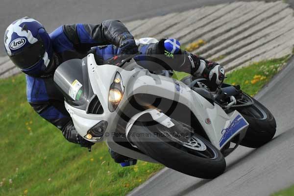 Motorcycle action photographs;Trackday digital images;Ty croes;anglesey;anglesey photographs;event digital images;eventdigitalimages;no limits trackday;peter wileman photography;trac mon;trackday;trackday photos