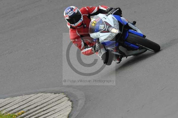 Motorcycle action photographs;Trackday digital images;Ty croes;anglesey;anglesey photographs;event digital images;eventdigitalimages;no limits trackday;peter wileman photography;trac mon;trackday;trackday photos