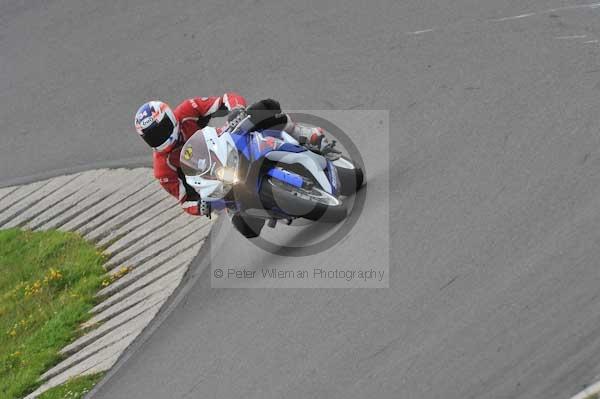 Motorcycle action photographs;Trackday digital images;Ty croes;anglesey;anglesey photographs;event digital images;eventdigitalimages;no limits trackday;peter wileman photography;trac mon;trackday;trackday photos