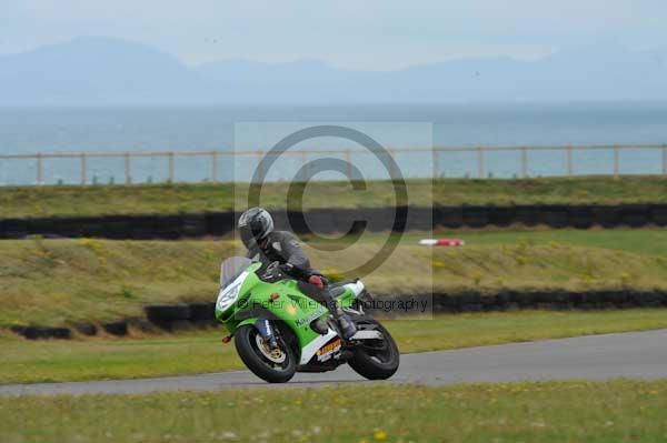 Motorcycle action photographs;Trackday digital images;Ty croes;anglesey;anglesey photographs;event digital images;eventdigitalimages;no limits trackday;peter wileman photography;trac mon;trackday;trackday photos