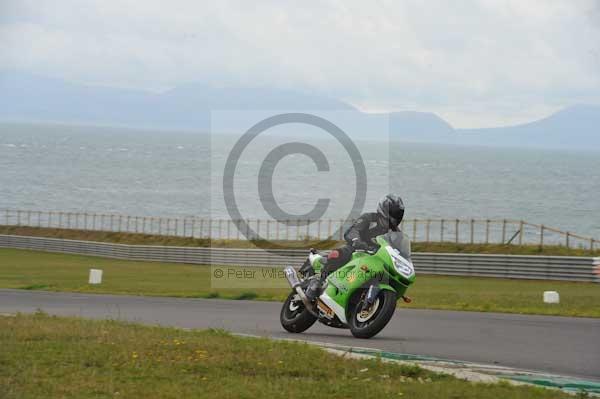 Motorcycle action photographs;Trackday digital images;Ty croes;anglesey;anglesey photographs;event digital images;eventdigitalimages;no limits trackday;peter wileman photography;trac mon;trackday;trackday photos