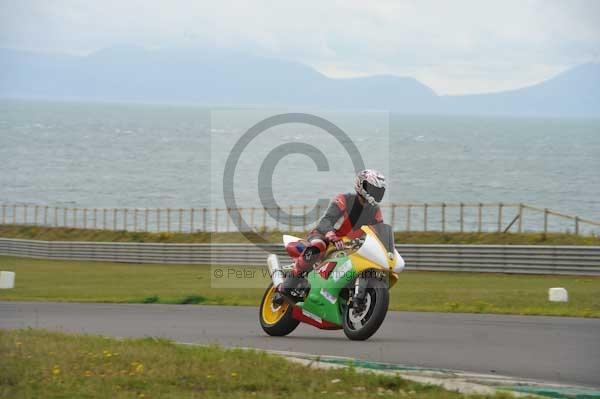 Motorcycle action photographs;Trackday digital images;Ty croes;anglesey;anglesey photographs;event digital images;eventdigitalimages;no limits trackday;peter wileman photography;trac mon;trackday;trackday photos