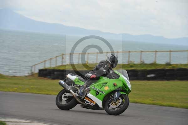 Motorcycle action photographs;Trackday digital images;Ty croes;anglesey;anglesey photographs;event digital images;eventdigitalimages;no limits trackday;peter wileman photography;trac mon;trackday;trackday photos