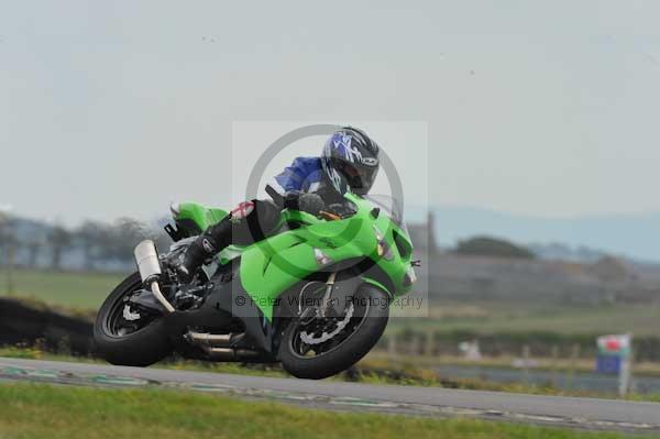 Motorcycle action photographs;Trackday digital images;Ty croes;anglesey;anglesey photographs;event digital images;eventdigitalimages;no limits trackday;peter wileman photography;trac mon;trackday;trackday photos
