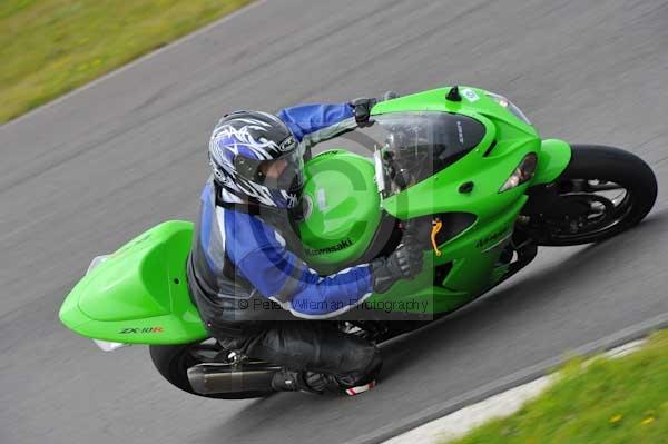 Motorcycle action photographs;Trackday digital images;Ty croes;anglesey;anglesey photographs;event digital images;eventdigitalimages;no limits trackday;peter wileman photography;trac mon;trackday;trackday photos