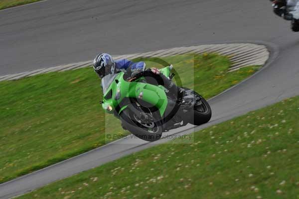 Motorcycle action photographs;Trackday digital images;Ty croes;anglesey;anglesey photographs;event digital images;eventdigitalimages;no limits trackday;peter wileman photography;trac mon;trackday;trackday photos