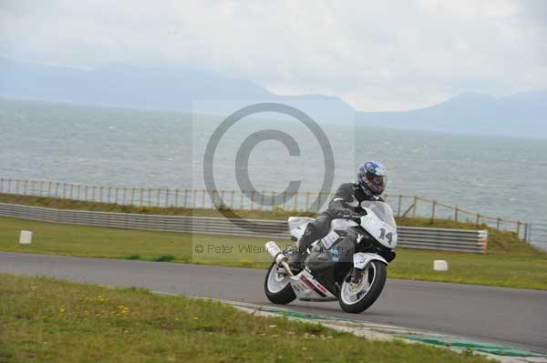 Motorcycle action photographs;Trackday digital images;Ty croes;anglesey;anglesey photographs;event digital images;eventdigitalimages;no limits trackday;peter wileman photography;trac mon;trackday;trackday photos