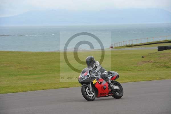 Motorcycle action photographs;Trackday digital images;Ty croes;anglesey;anglesey photographs;event digital images;eventdigitalimages;no limits trackday;peter wileman photography;trac mon;trackday;trackday photos
