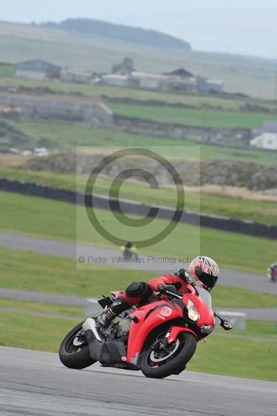 Motorcycle action photographs;Trackday digital images;Ty croes;anglesey;anglesey photographs;event digital images;eventdigitalimages;no limits trackday;peter wileman photography;trac mon;trackday;trackday photos