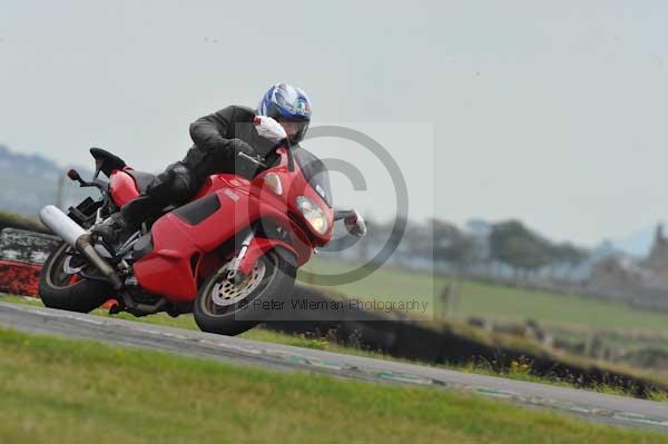 Motorcycle action photographs;Trackday digital images;Ty croes;anglesey;anglesey photographs;event digital images;eventdigitalimages;no limits trackday;peter wileman photography;trac mon;trackday;trackday photos