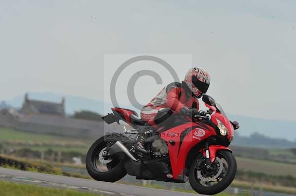 Motorcycle action photographs;Trackday digital images;Ty croes;anglesey;anglesey photographs;event digital images;eventdigitalimages;no limits trackday;peter wileman photography;trac mon;trackday;trackday photos