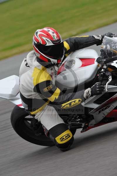 Motorcycle action photographs;Trackday digital images;Ty croes;anglesey;anglesey photographs;event digital images;eventdigitalimages;no limits trackday;peter wileman photography;trac mon;trackday;trackday photos