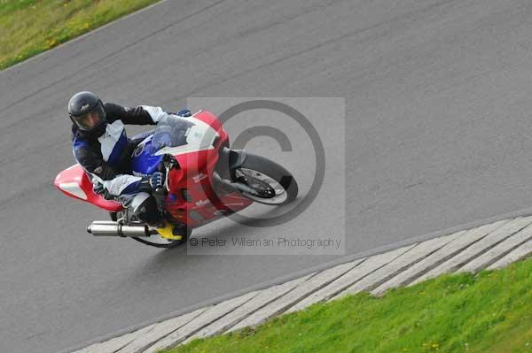 Motorcycle action photographs;Trackday digital images;Ty croes;anglesey;anglesey photographs;event digital images;eventdigitalimages;no limits trackday;peter wileman photography;trac mon;trackday;trackday photos
