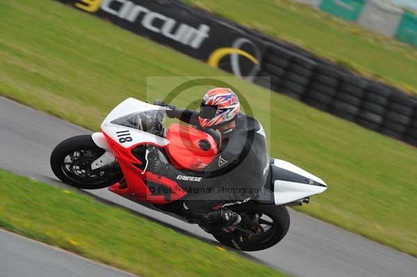 Motorcycle action photographs;Trackday digital images;Ty croes;anglesey;anglesey photographs;event digital images;eventdigitalimages;no limits trackday;peter wileman photography;trac mon;trackday;trackday photos