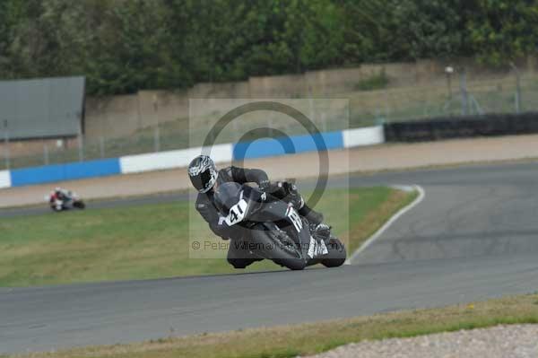 Motorcycle action photographs;Trackday digital images;donington;donington park leicestershire;donington photographs;event digital images;eventdigitalimages;no limits trackday;peter wileman photography;trackday;trackday photos