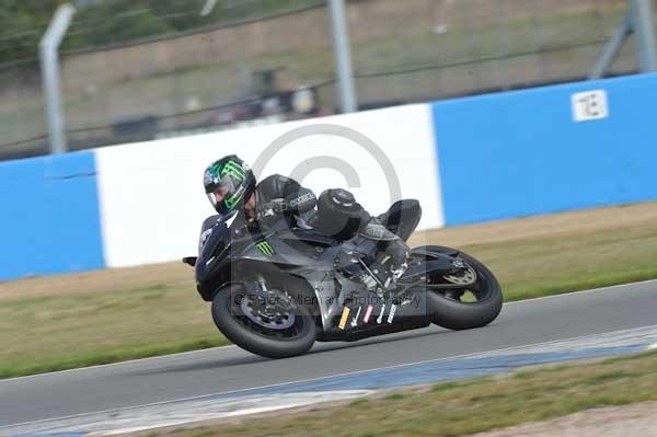 Motorcycle action photographs;Trackday digital images;donington;donington park leicestershire;donington photographs;event digital images;eventdigitalimages;no limits trackday;peter wileman photography;trackday;trackday photos