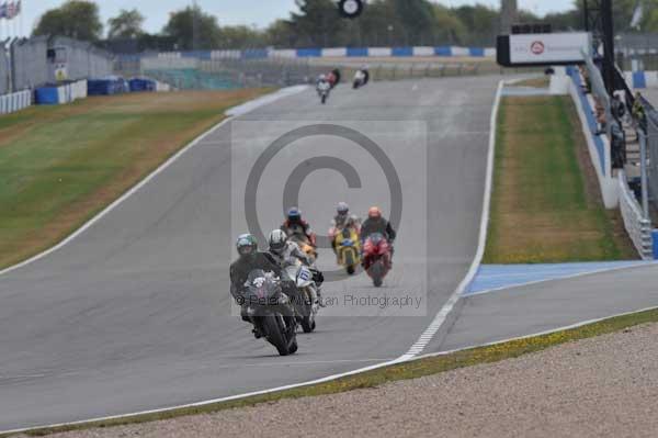 Motorcycle action photographs;Trackday digital images;donington;donington park leicestershire;donington photographs;event digital images;eventdigitalimages;no limits trackday;peter wileman photography;trackday;trackday photos