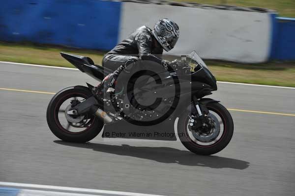 Motorcycle action photographs;Trackday digital images;donington;donington park leicestershire;donington photographs;event digital images;eventdigitalimages;no limits trackday;peter wileman photography;trackday;trackday photos