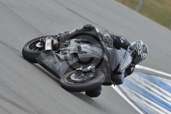 Motorcycle action photographs;Trackday digital images;donington;donington park leicestershire;donington photographs;event digital images;eventdigitalimages;no limits trackday;peter wileman photography;trackday;trackday photos