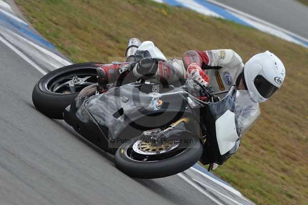 Motorcycle action photographs;Trackday digital images;donington;donington park leicestershire;donington photographs;event digital images;eventdigitalimages;no limits trackday;peter wileman photography;trackday;trackday photos