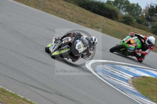 Motorcycle action photographs;Trackday digital images;donington;donington park leicestershire;donington photographs;event digital images;eventdigitalimages;no limits trackday;peter wileman photography;trackday;trackday photos