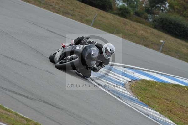 Motorcycle action photographs;Trackday digital images;donington;donington park leicestershire;donington photographs;event digital images;eventdigitalimages;no limits trackday;peter wileman photography;trackday;trackday photos