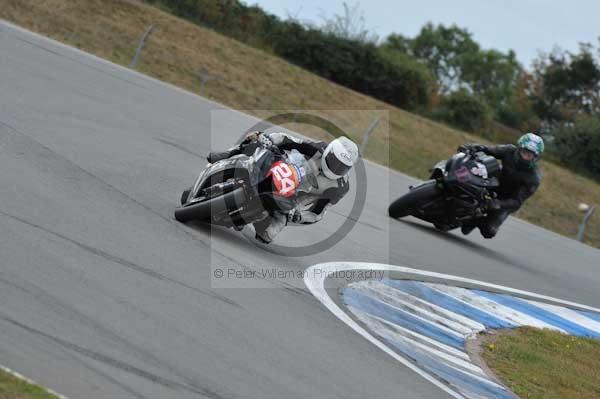 Motorcycle action photographs;Trackday digital images;donington;donington park leicestershire;donington photographs;event digital images;eventdigitalimages;no limits trackday;peter wileman photography;trackday;trackday photos