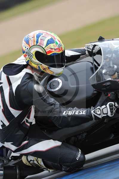 Motorcycle action photographs;Trackday digital images;donington;donington park leicestershire;donington photographs;event digital images;eventdigitalimages;no limits trackday;peter wileman photography;trackday;trackday photos