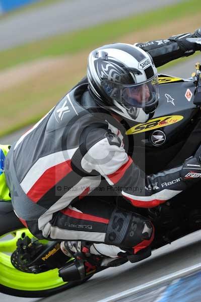 Motorcycle action photographs;Trackday digital images;donington;donington park leicestershire;donington photographs;event digital images;eventdigitalimages;no limits trackday;peter wileman photography;trackday;trackday photos