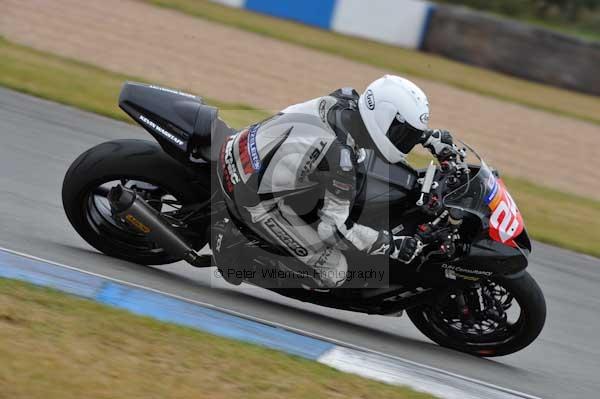 Motorcycle action photographs;Trackday digital images;donington;donington park leicestershire;donington photographs;event digital images;eventdigitalimages;no limits trackday;peter wileman photography;trackday;trackday photos