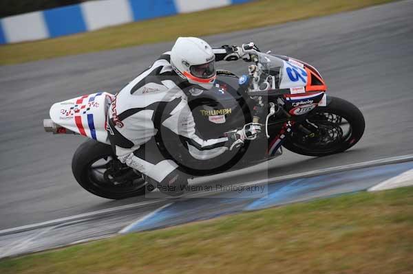 Motorcycle action photographs;Trackday digital images;donington;donington park leicestershire;donington photographs;event digital images;eventdigitalimages;no limits trackday;peter wileman photography;trackday;trackday photos
