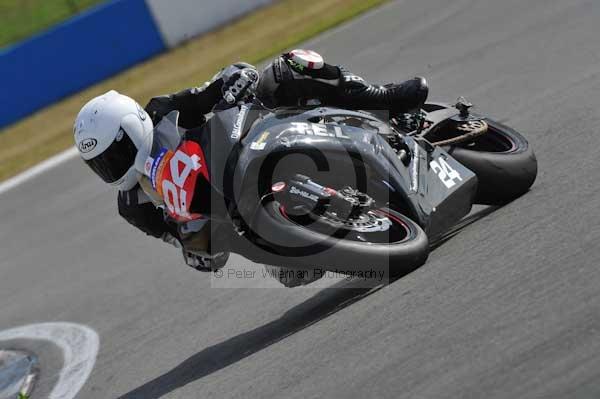 Motorcycle action photographs;Trackday digital images;donington;donington park leicestershire;donington photographs;event digital images;eventdigitalimages;no limits trackday;peter wileman photography;trackday;trackday photos