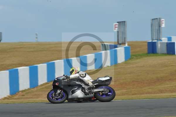 Motorcycle action photographs;Trackday digital images;donington;donington park leicestershire;donington photographs;event digital images;eventdigitalimages;no limits trackday;peter wileman photography;trackday;trackday photos